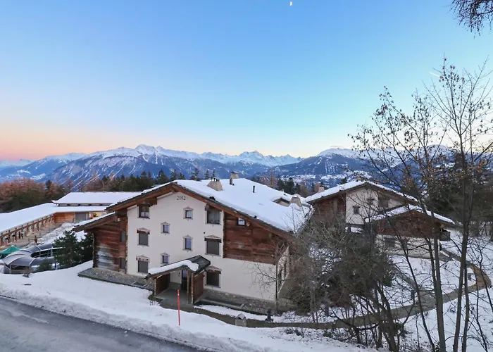 Avec Vue Sur Les Montagnes Apartment *